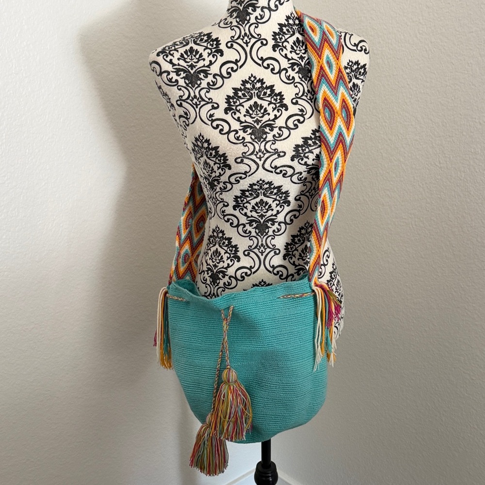 Rio Wayuu Bucket Bag handmade Colorful Woven Crossbody Bag by Wayuu Tribe